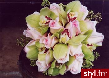 znalezione w necie :) jeśli jest proszę o link usunę ;) - Bukiety ślubne Ślub Moda