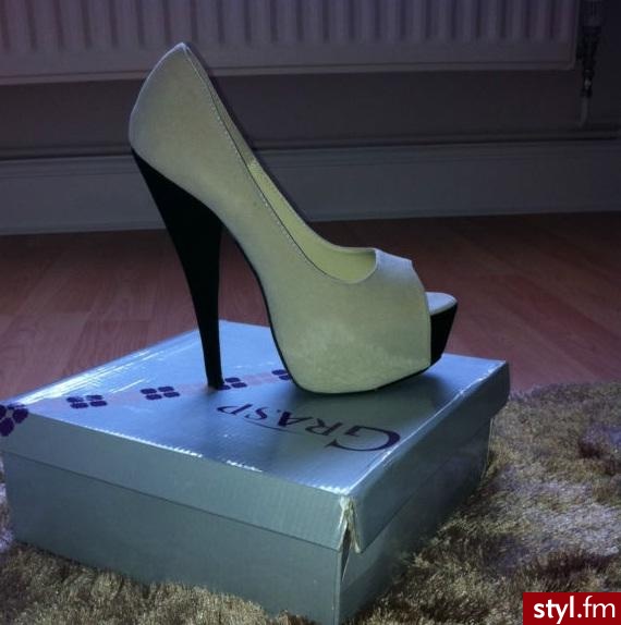 Szpilki Buty Moda