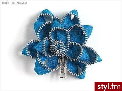 Od Kate Cusack- broszka z zamka błyskawicznego :) - Pozostałe Dodatki Moda