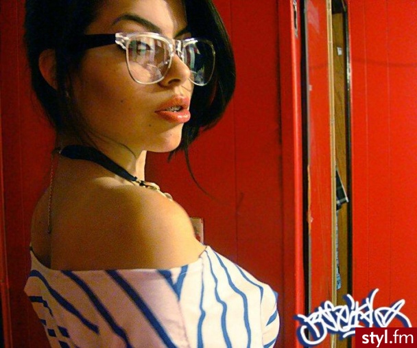 okulary - Nakrycia głowy Dodatki Moda