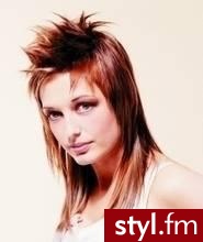 fryzura irokez. Fryzury - irokez damski. fryzura irokez - Internetowy Katalog Fryzur IKF.com.pl, propozycje fryzur na każdą okazję np. super fryzury - Irokez damski Proste Na co dzień Średnie Fryzury