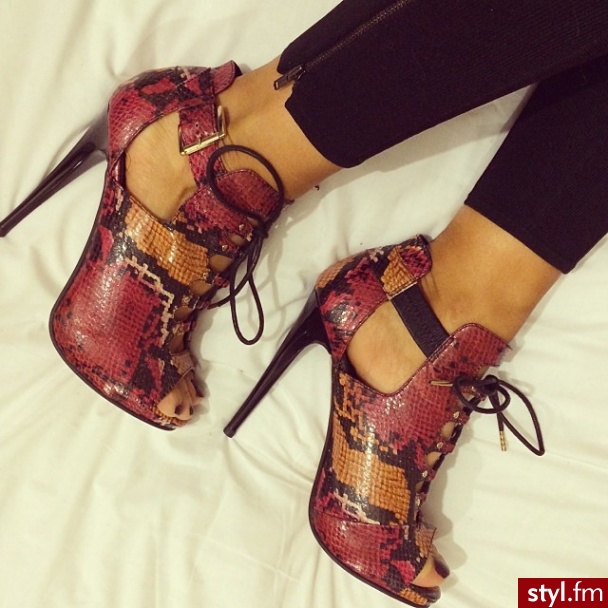 Szpilki Buty Moda