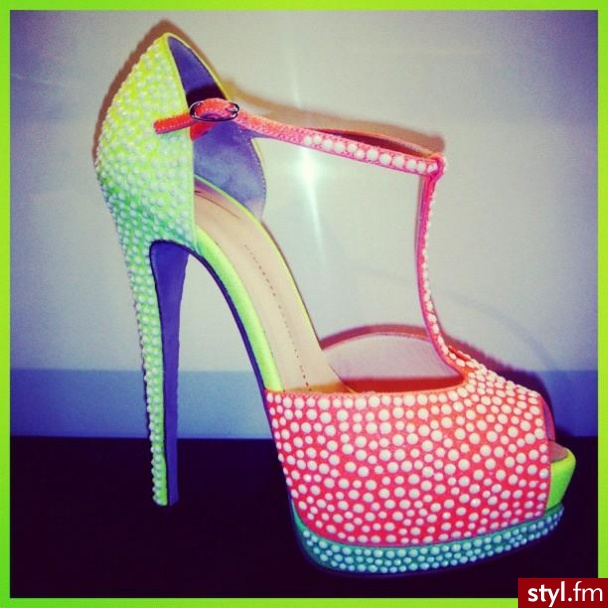 Szpilki Buty Moda