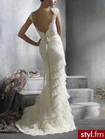 LAZARO. http://www.kleinfeldbridal.com/index.cfm?pid=52&item_id=11134&rowid=23&page=2 - Suknie ślubne Ślub Moda