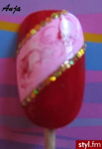 red-pink - Paznokcie