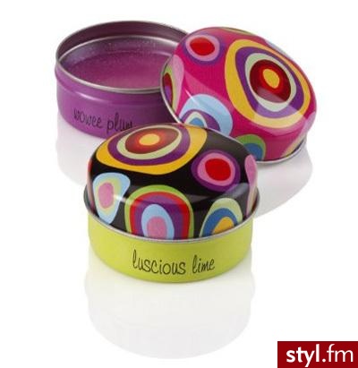 Fruity Beauty - błyszczki o smaku cytrynowym i śliwkowym. cena: 2,5 funta - Misz-masz
