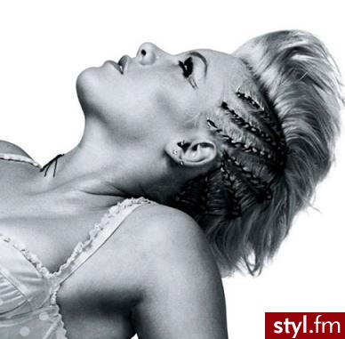 P!NK - Irokez damski Proste Na co dzień Średnie Fryzury