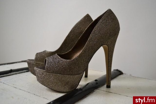Szpilki Buty Moda