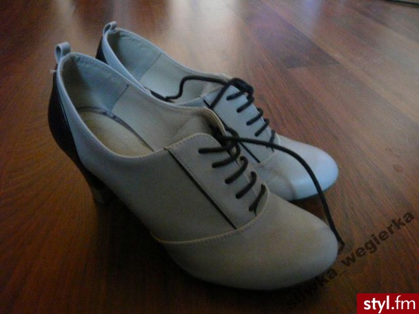 Pozostałe Buty Moda
