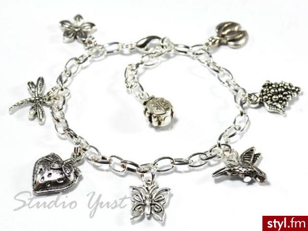 Bransoletka Wiosenna łąka Charms B107 (1047520031) - Aukcje internetowe Allegro. Pobrano ze strony: http://allegro.pl/item1047520031_bransoletka_wiosenna_laka_charms_b107.html - Pozostałe Dodatki Moda