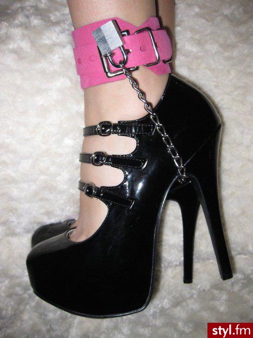 Szpilki Buty Moda