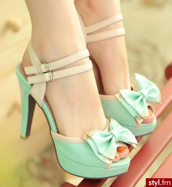 Szpilki Buty Moda