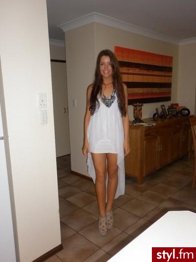 Sukienki Moda