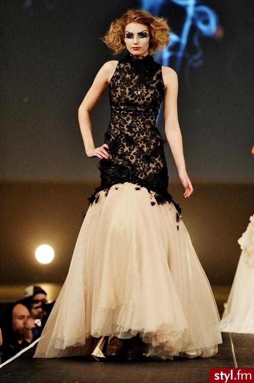 Sukienki Moda