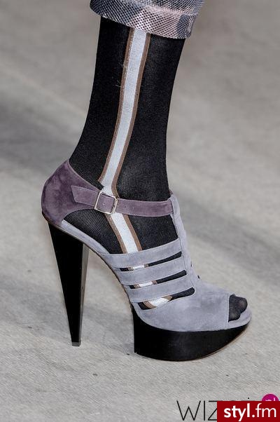 buty. Marni
Jeżeli już jest proszę o link - Pozostałe Buty Moda