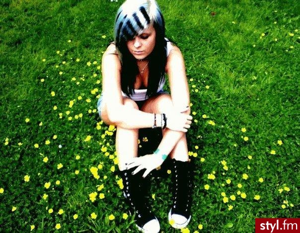 EMO Alternatywne Średnie Fryzury