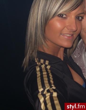 Średnie Fryzury