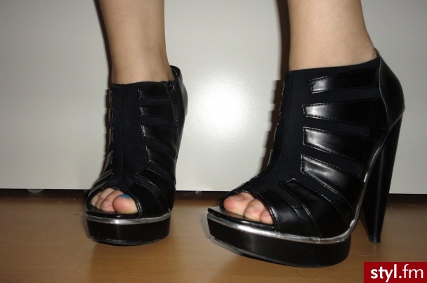 Pozostałe Buty Moda