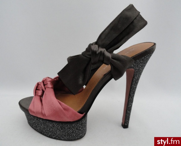 Szpilki Buty Moda