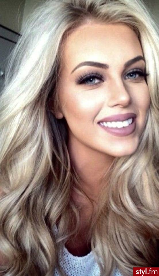 Blond Rozpuszczone Kręcone Na co dzień Długie Fryzury