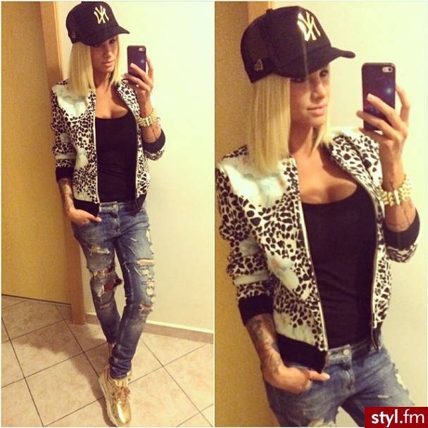 Instagram:   djviktoriametzker
 - Moda uliczna Inne Moda