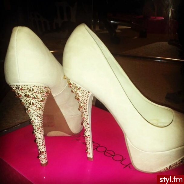 Szpilki Buty Moda