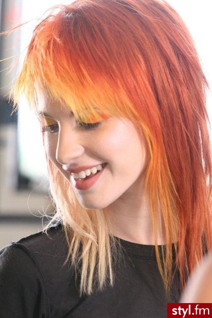 Haley Williams... :P:D - Średnie Fryzury
