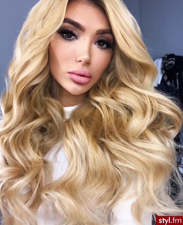 Blond Rozpuszczone Kręcone Na co dzień Długie Fryzury