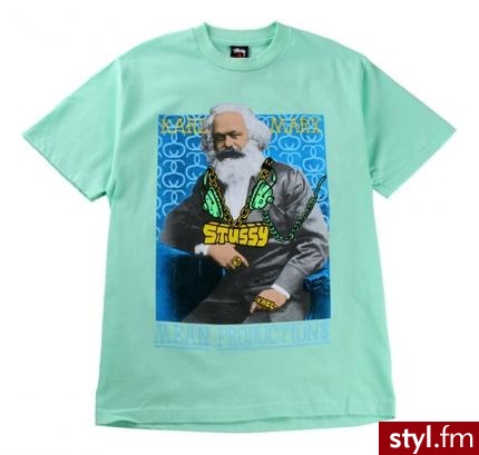 ciekawe kolszulki firmy stussy, niestety nie mam ceny. Wiem również że nie można ich dostać w polsce :( - Pozostałe Ciuchy Moda