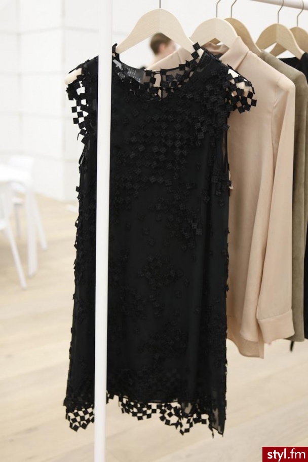 Sukienki Moda