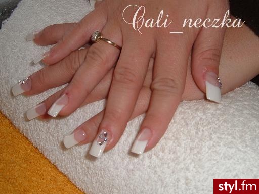 Autor: Dolly 03. Autor: <b>Dolly</b><br /> Prace Cali_neczki - Paznokcie