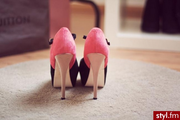 Szpilki Buty Moda