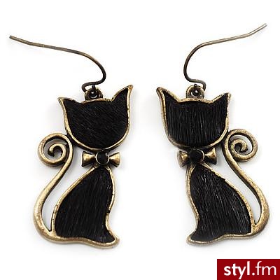 Brass Tone Cat Earrings - Avalaya - Polyvore. Pobrano ze strony: http://www.polyvore.com/brass_tone_cat_earrings/thing?id=19703192 - Pozostałe Dodatki Moda