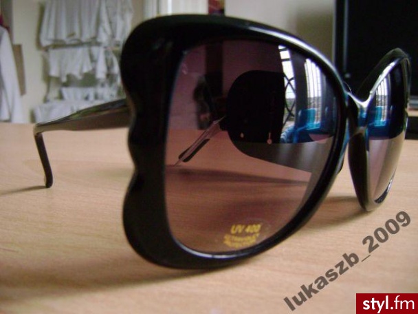 Oryginalne muchy do kupienia na Allegro za 19,99! ;) - Nakrycia głowy Dodatki Moda