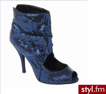 Botki. Moje nowe botki zakupione w New Look-u.Cena okolo 120 zl - Pozostałe Buty Moda