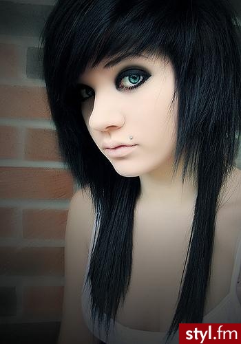 EMO Alternatywne Średnie Fryzury