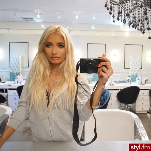 Blond Rozpuszczone Kręcone Na co dzień Długie Fryzury