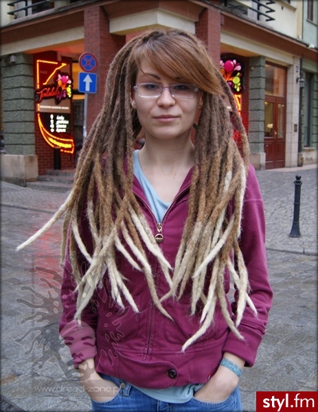 Dredy http://www.dread-zone.pl - Dredy Alternatywne Długie Fryzury