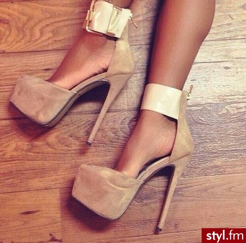 Szpilki Buty Moda