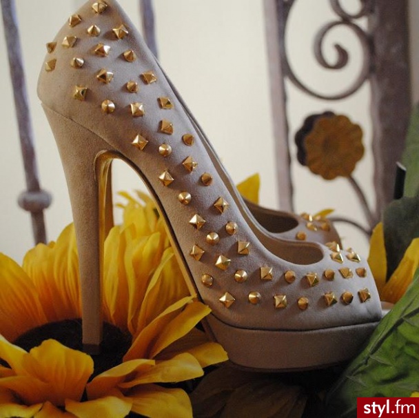 Szpilki Buty Moda