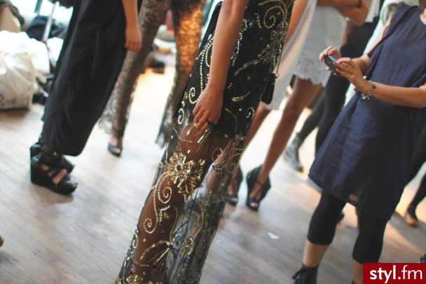 Sukienki Moda