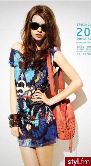 Sukienki Moda