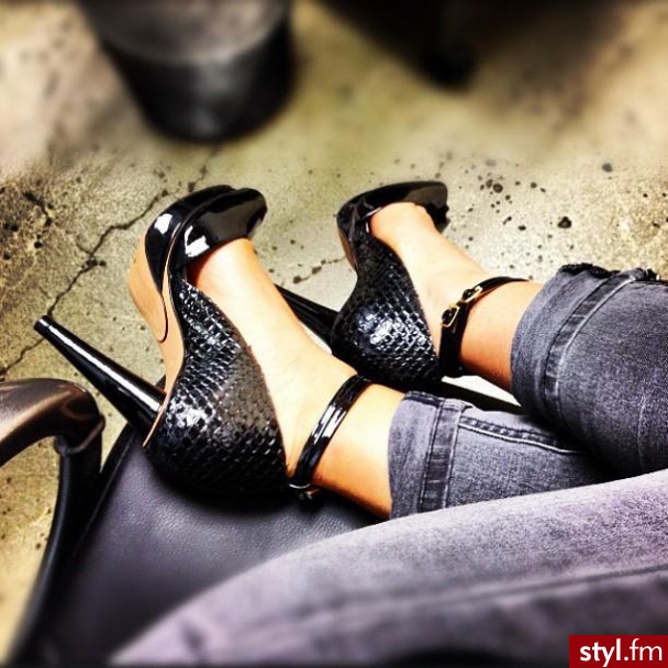 Szpilki Buty Moda