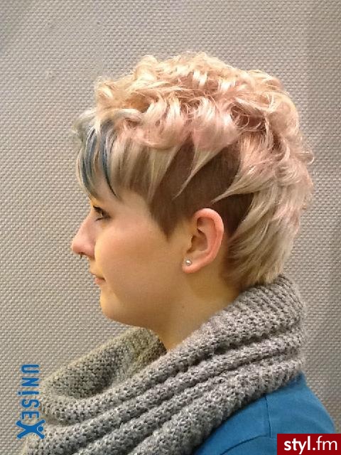 Blond Rozpuszczone Kręcone Na co dzień Krótkie Fryzury