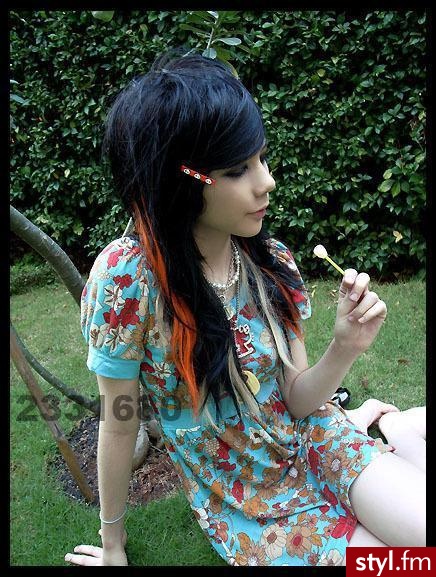 EMO Alternatywne Średnie Fryzury