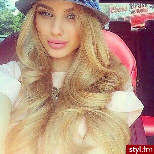 Blond Rozpuszczone Kręcone Na co dzień Długie Fryzury