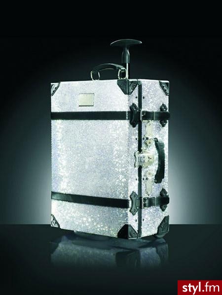 Swarovski Crystal Trunk by Samsonite Black Label 
To waliska wysadzana kryształkami Swarovskiego, dostępna jest w limitowanej edycji 30 egzemplarzy na stronie Colette.fr - Gadżety Inne Moda