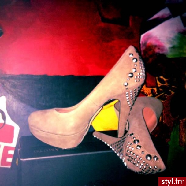 Szpilki Buty Moda
