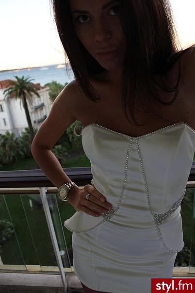 Sukienki Moda