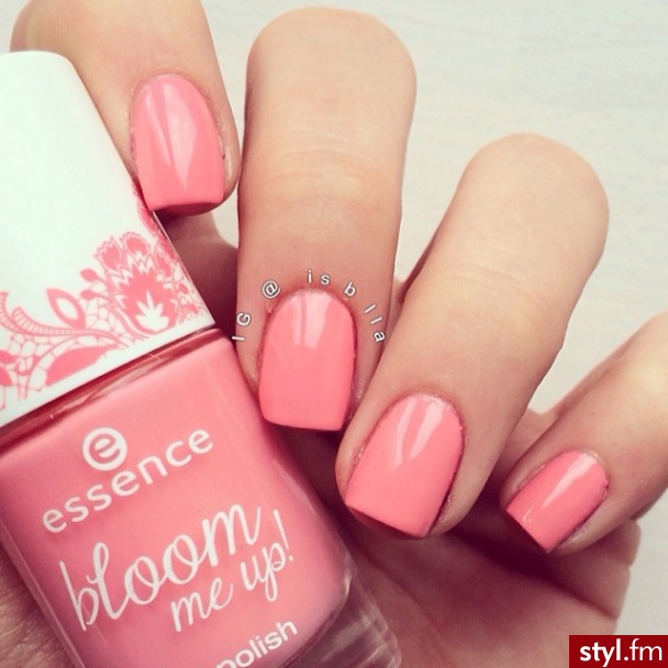 Essence Bloom me up - 04 Chasing Lacey - Naturalne Paznokcie